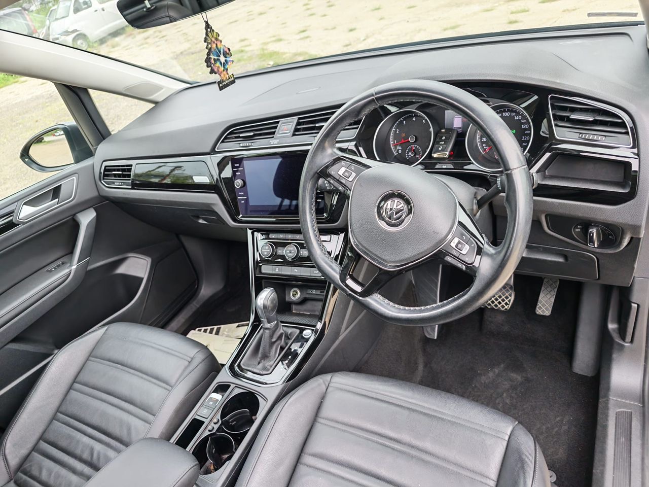 Volkswagen Touran photo 6